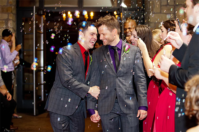 celebrations-event-planning-lgbt-couple-grooms-bubbles
